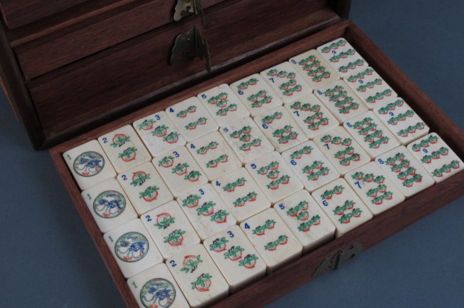 Buy the Mahjong Ivory Game In Case